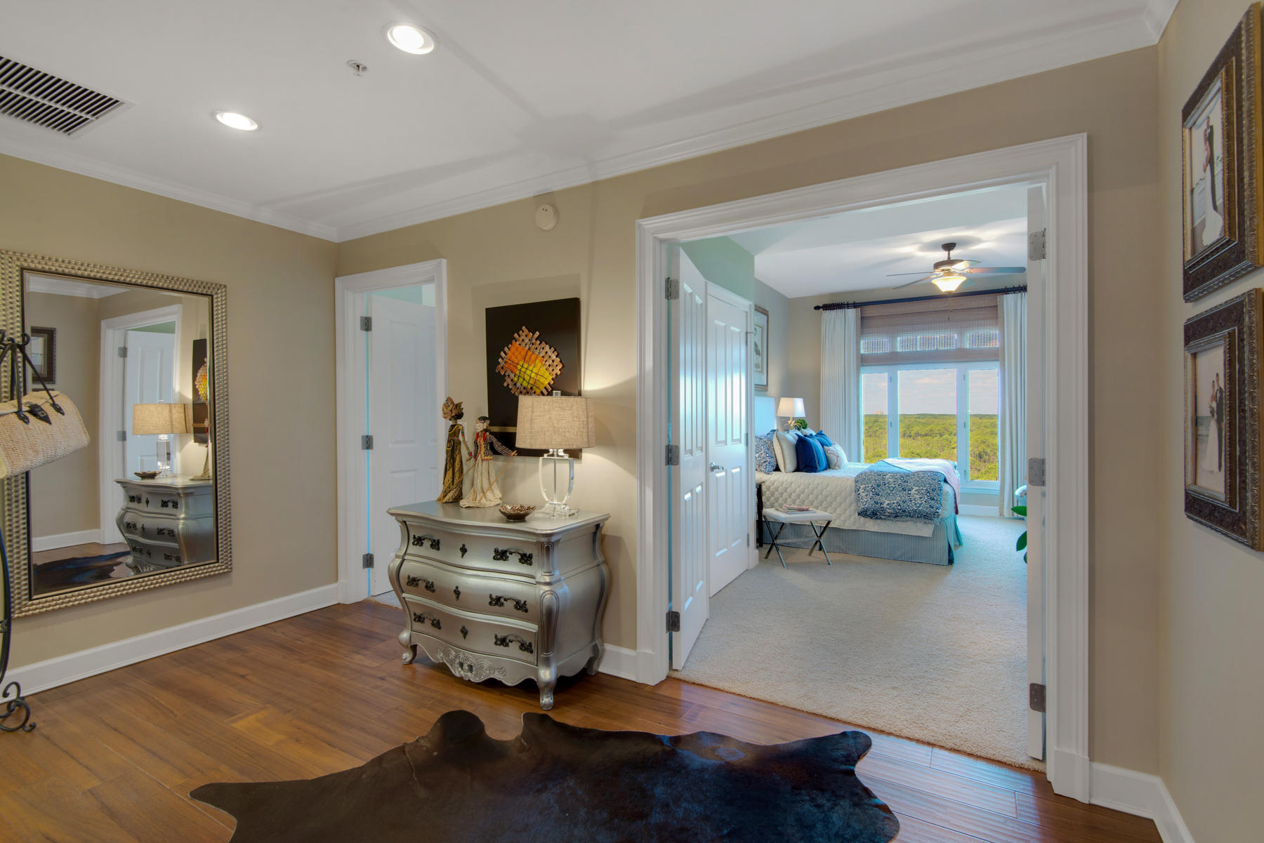 ONE WATER PLACE - Residential
