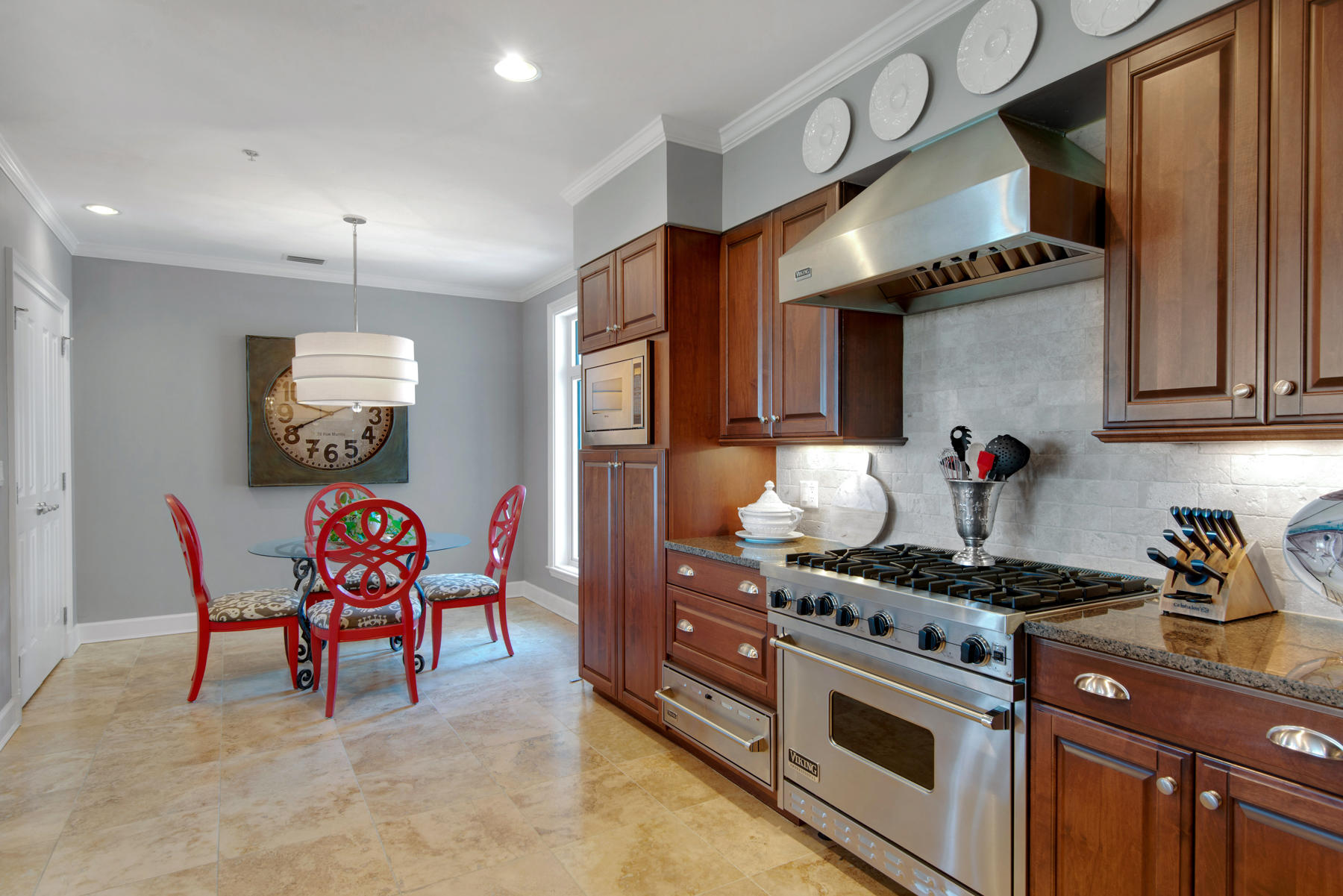 ONE WATER PLACE - Residential