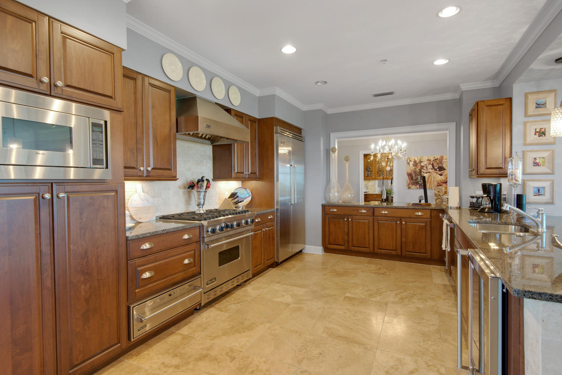 ONE WATER PLACE - Residential