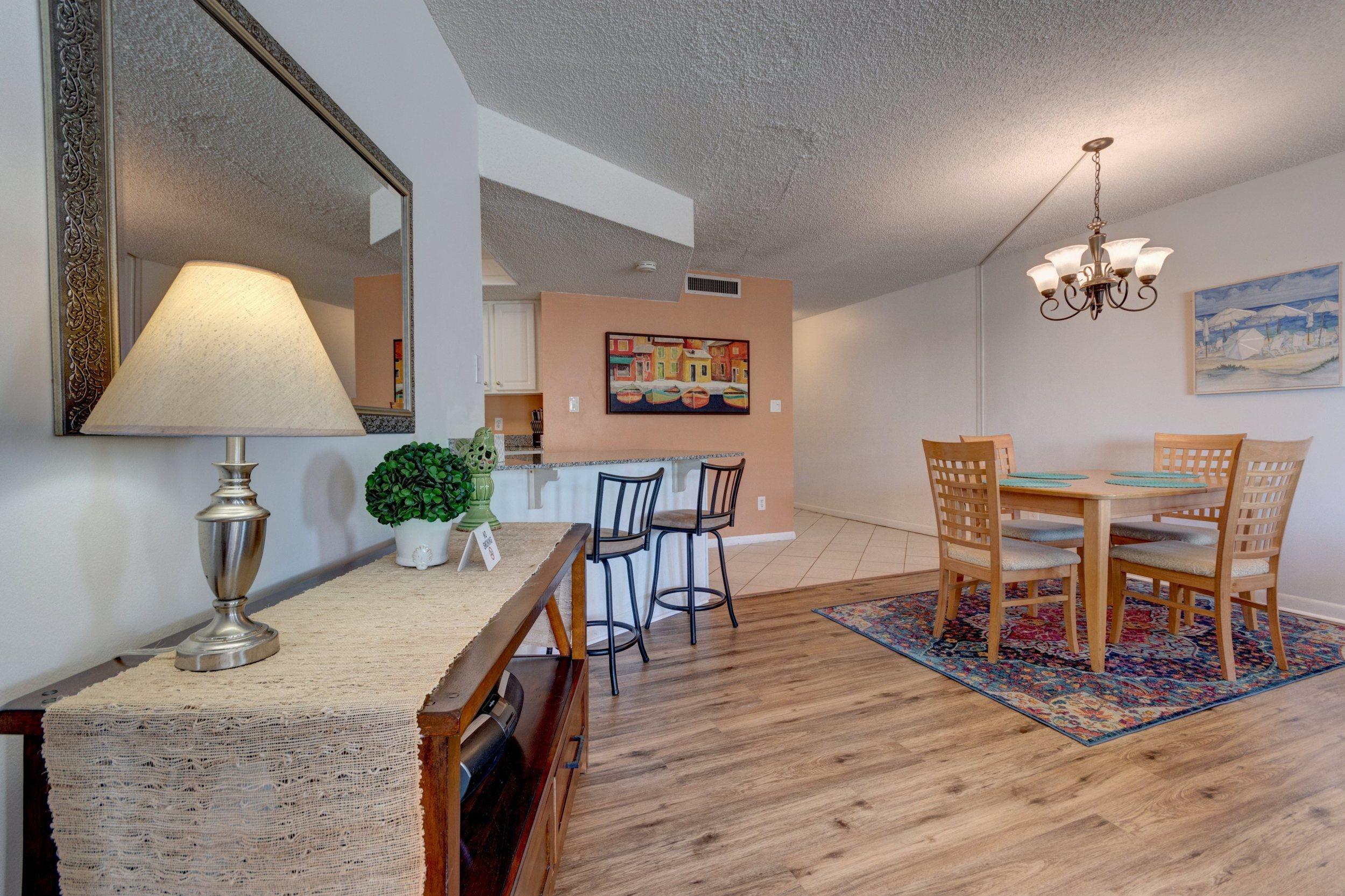 EL MATADOR CONDO - Residential