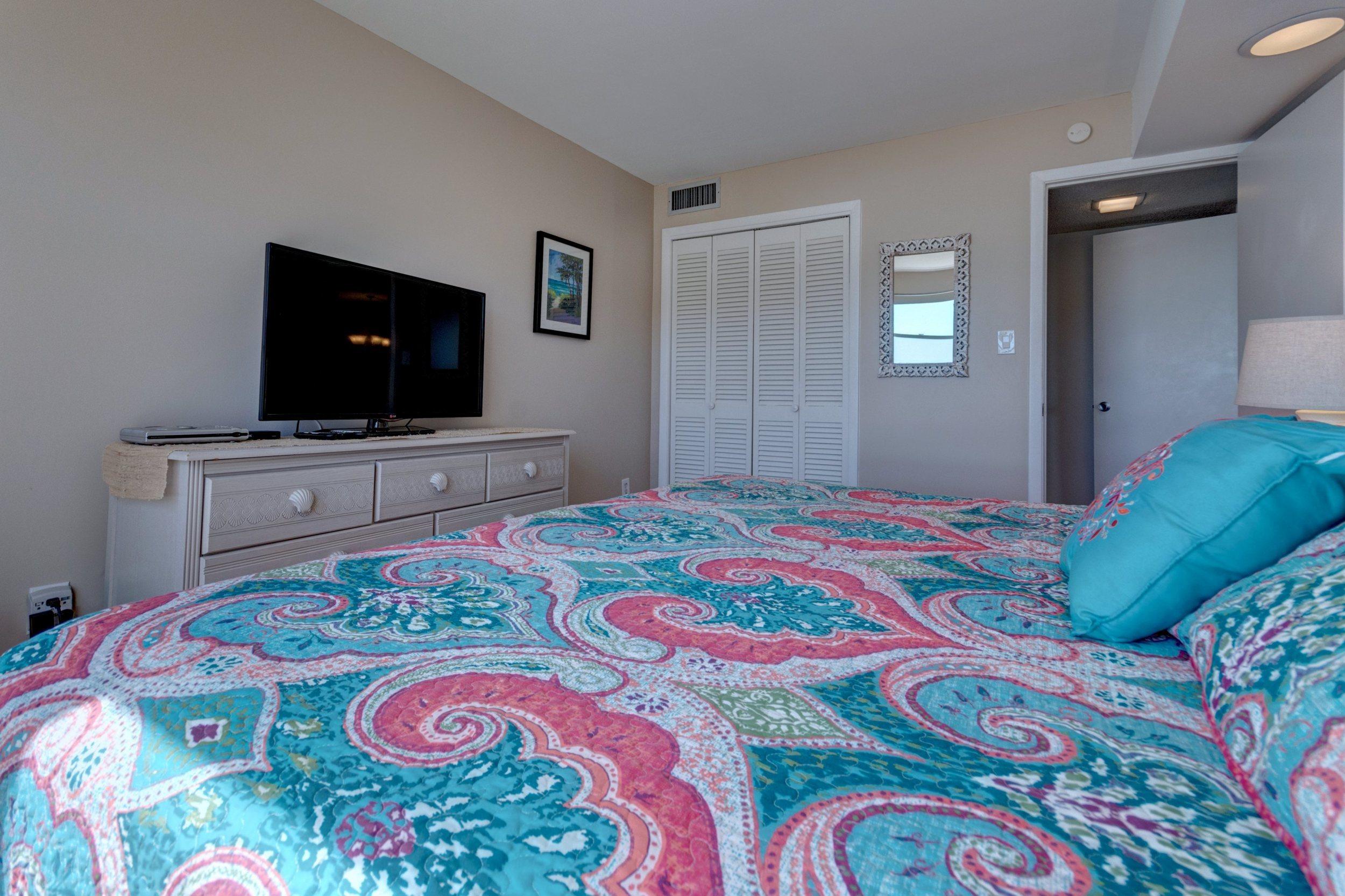 EL MATADOR CONDO - Residential