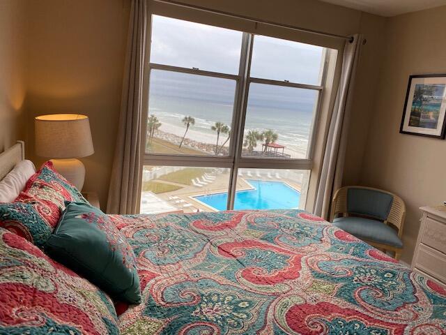 EL MATADOR CONDO - Residential