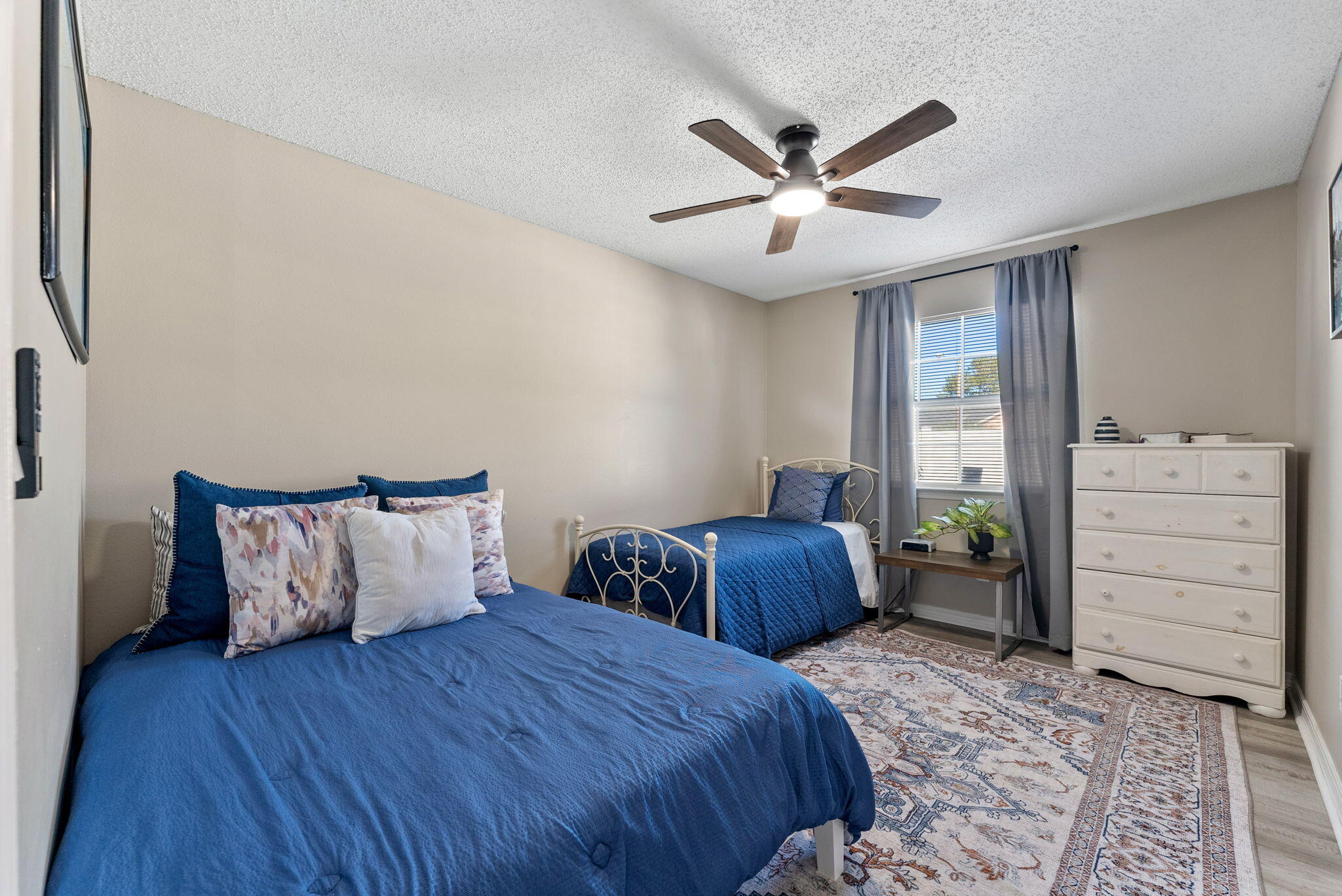 SUMMERWOOD - Residential