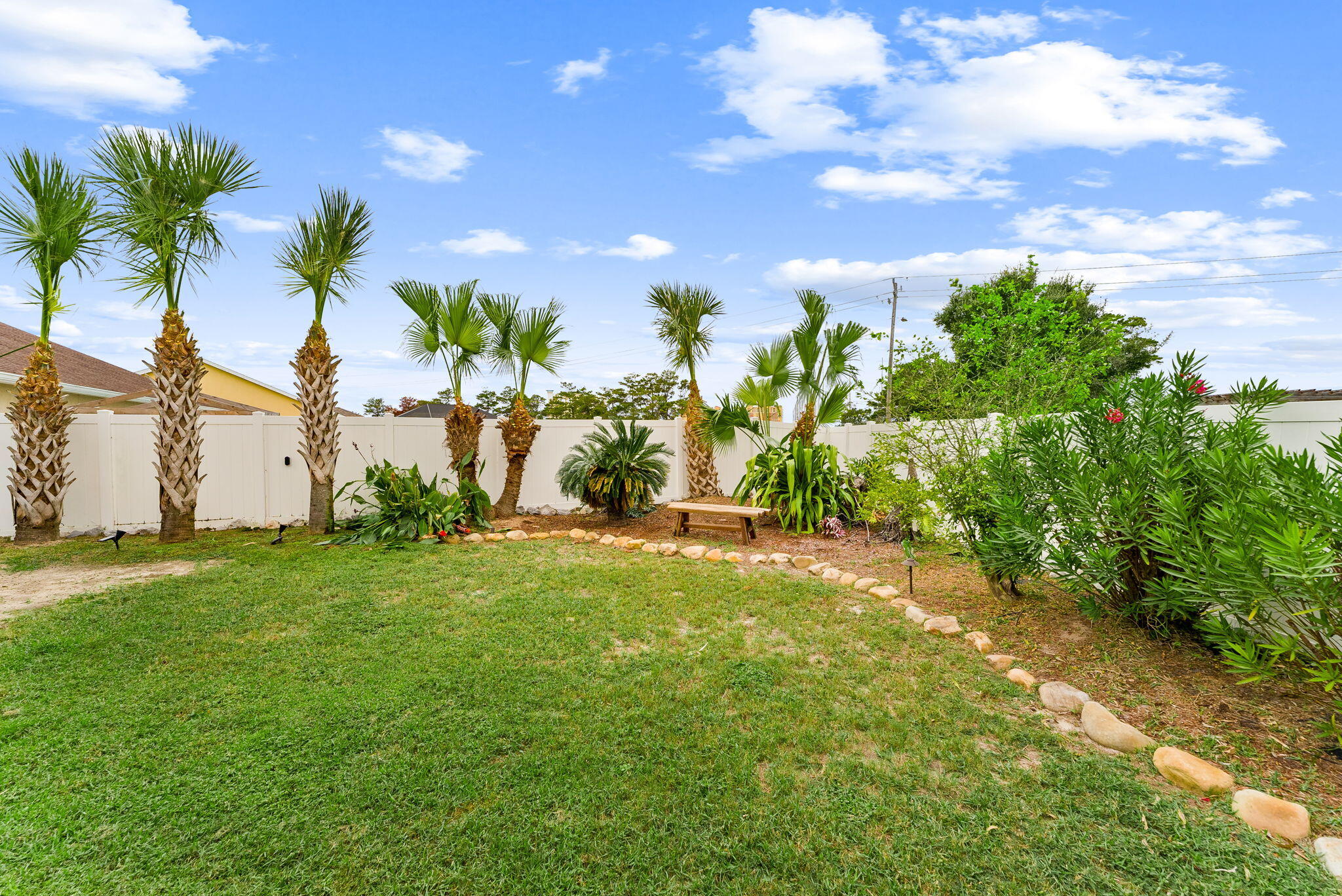 SUMMERWOOD - Residential