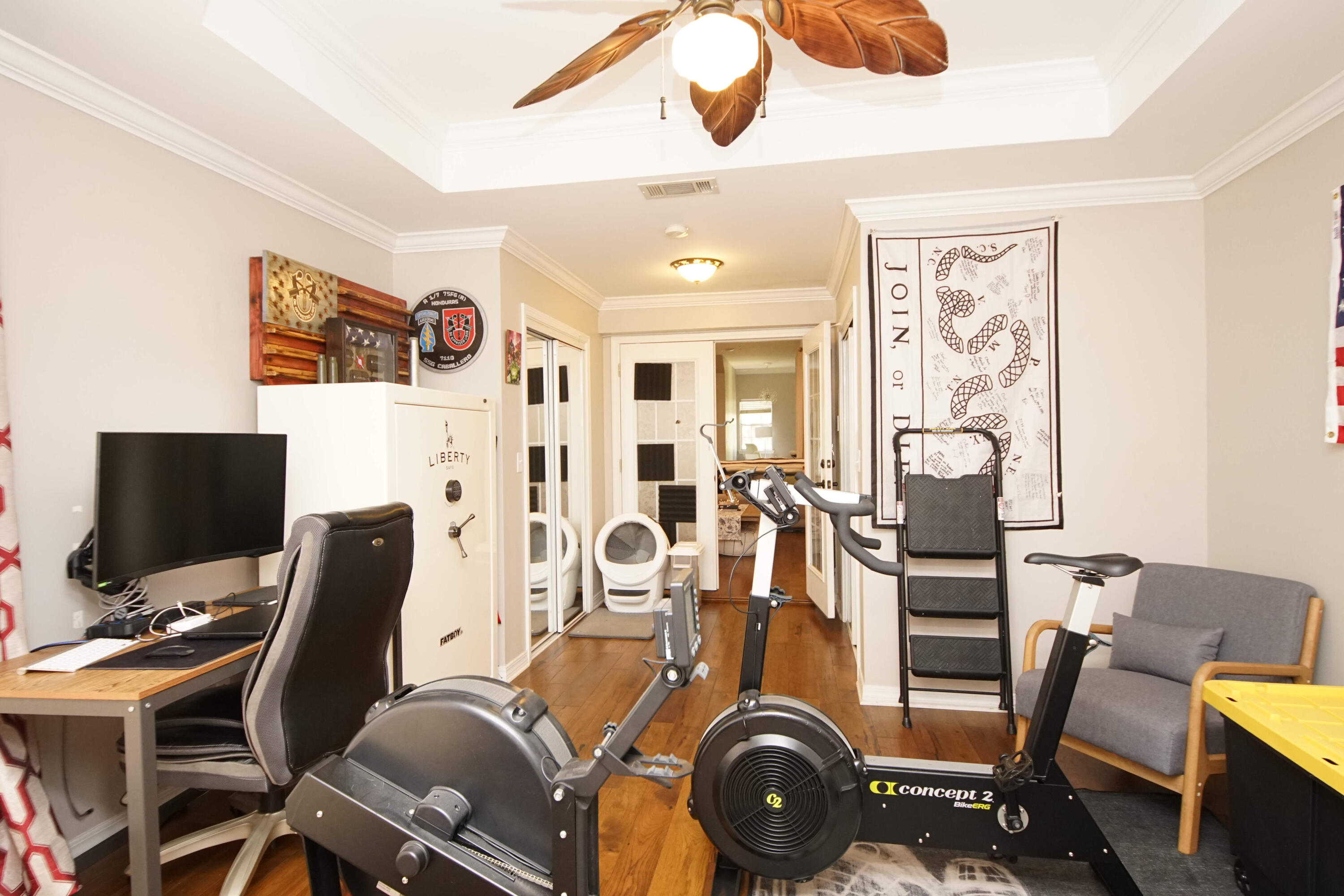 LAKE LORRAINE GARDENS - Residential Lease