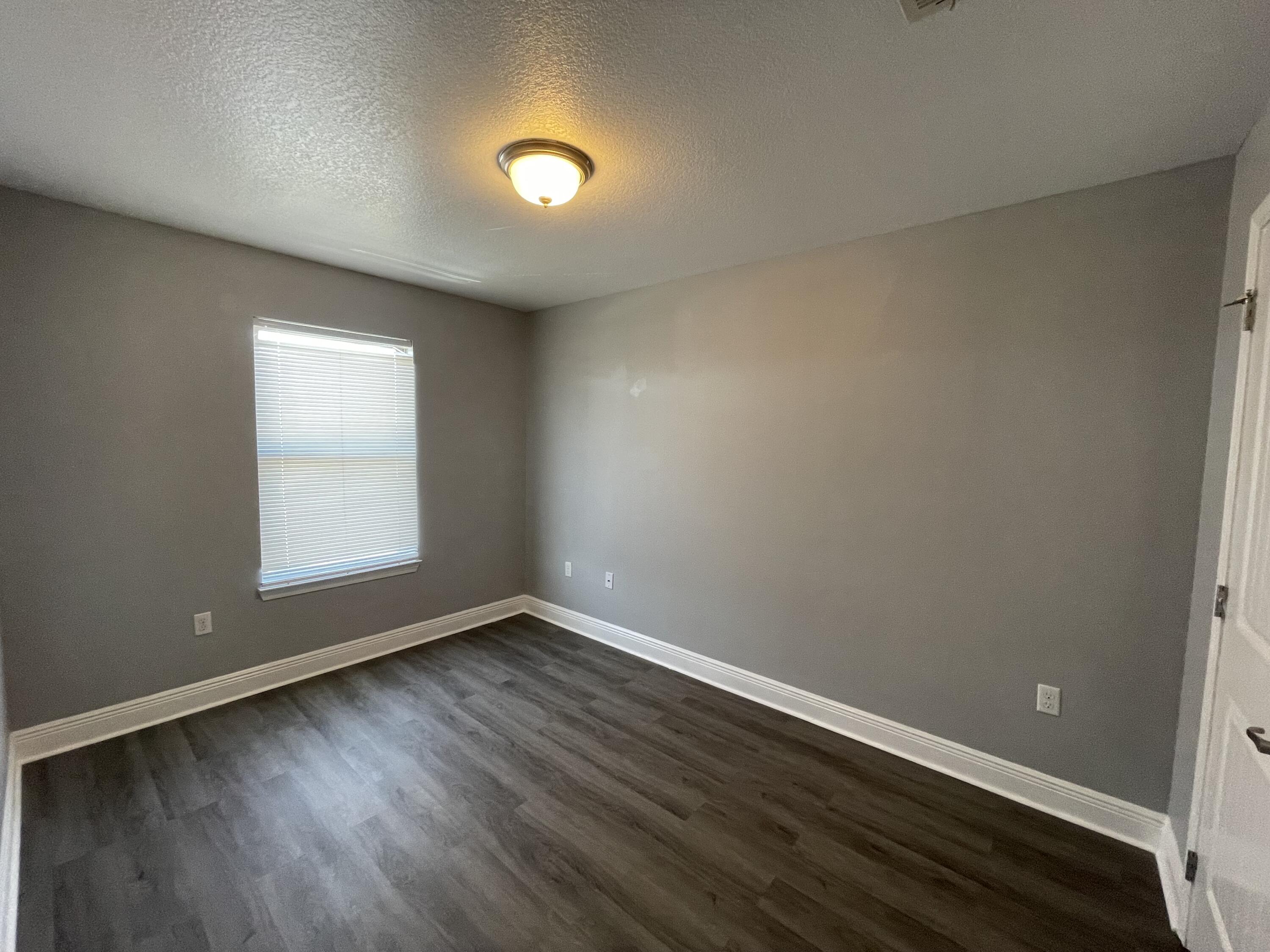 IRON GATE SUBD PHASE II - Residential Lease