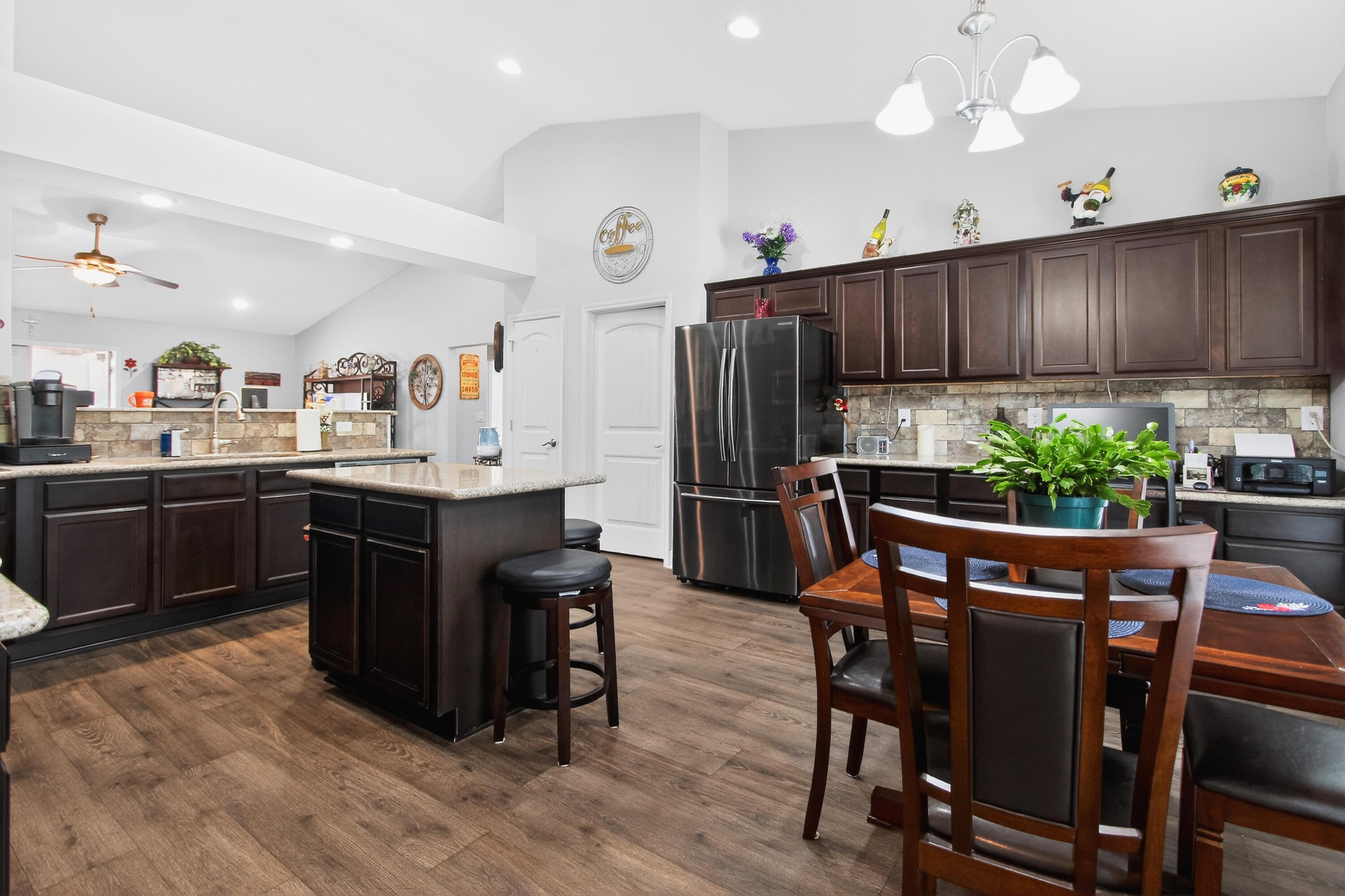 LAKE ARTHUR ESTATES - Residential