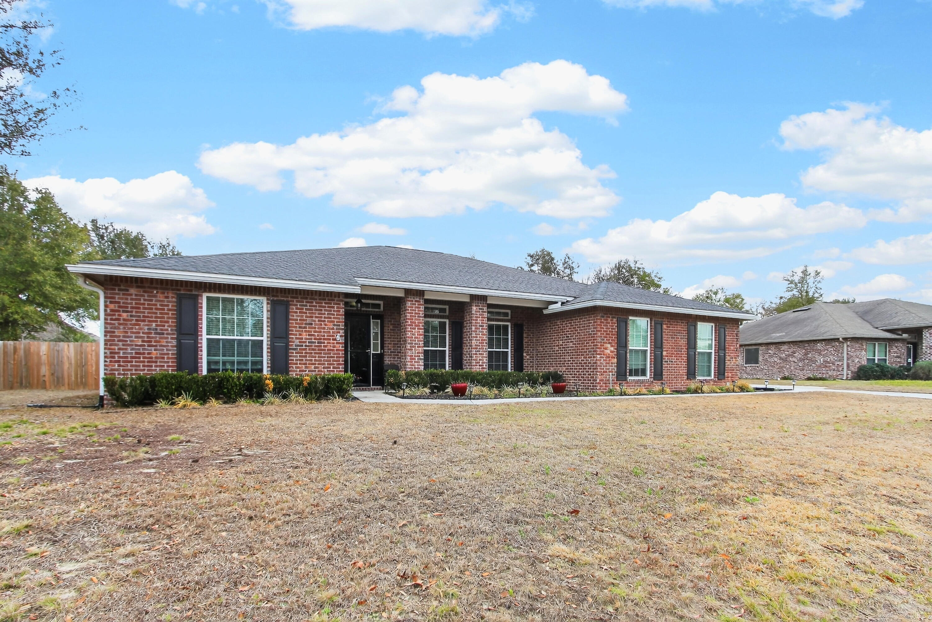 LAKE ARTHUR ESTATES - Residential