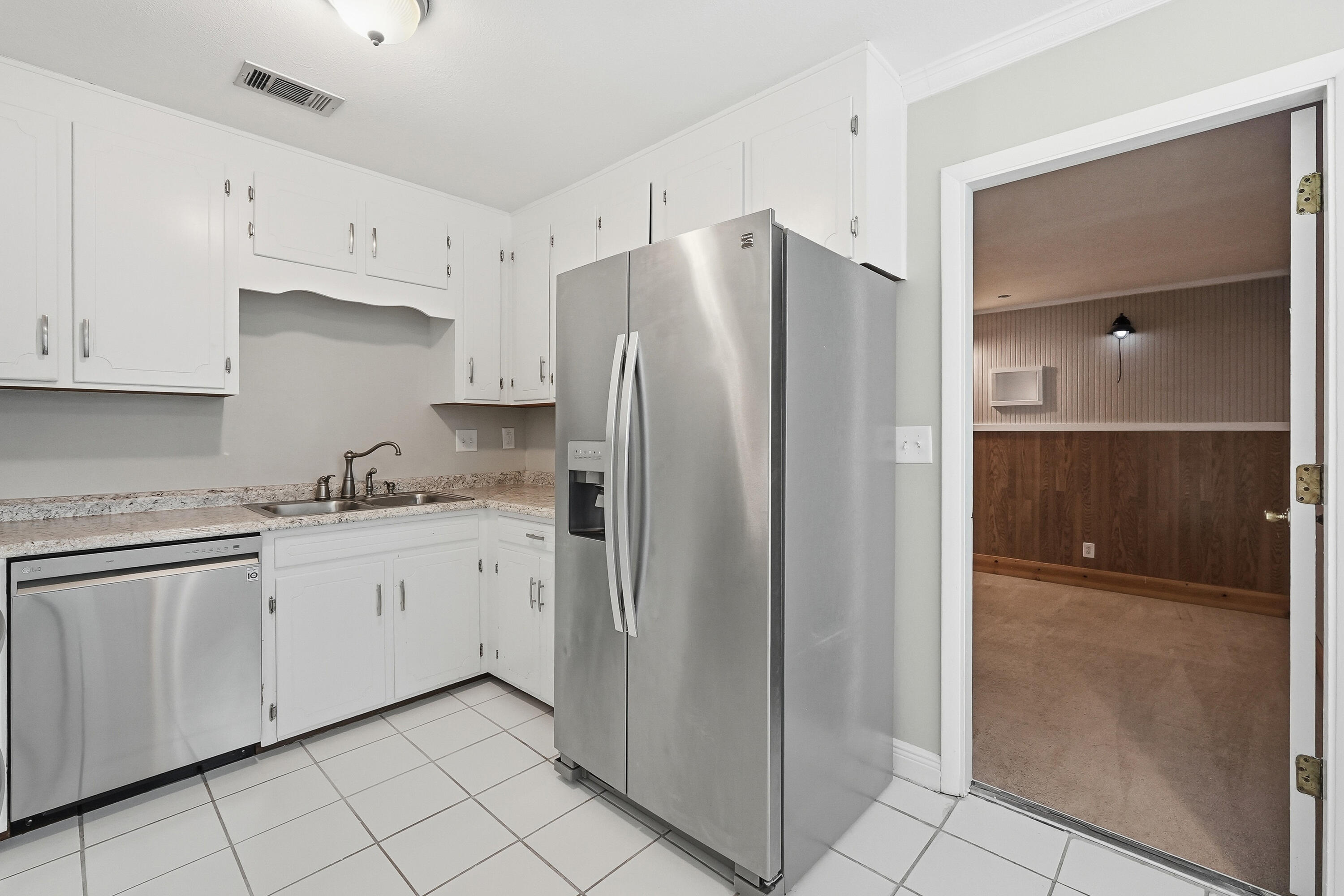 CREEKSIDE 5 - Residential Lease