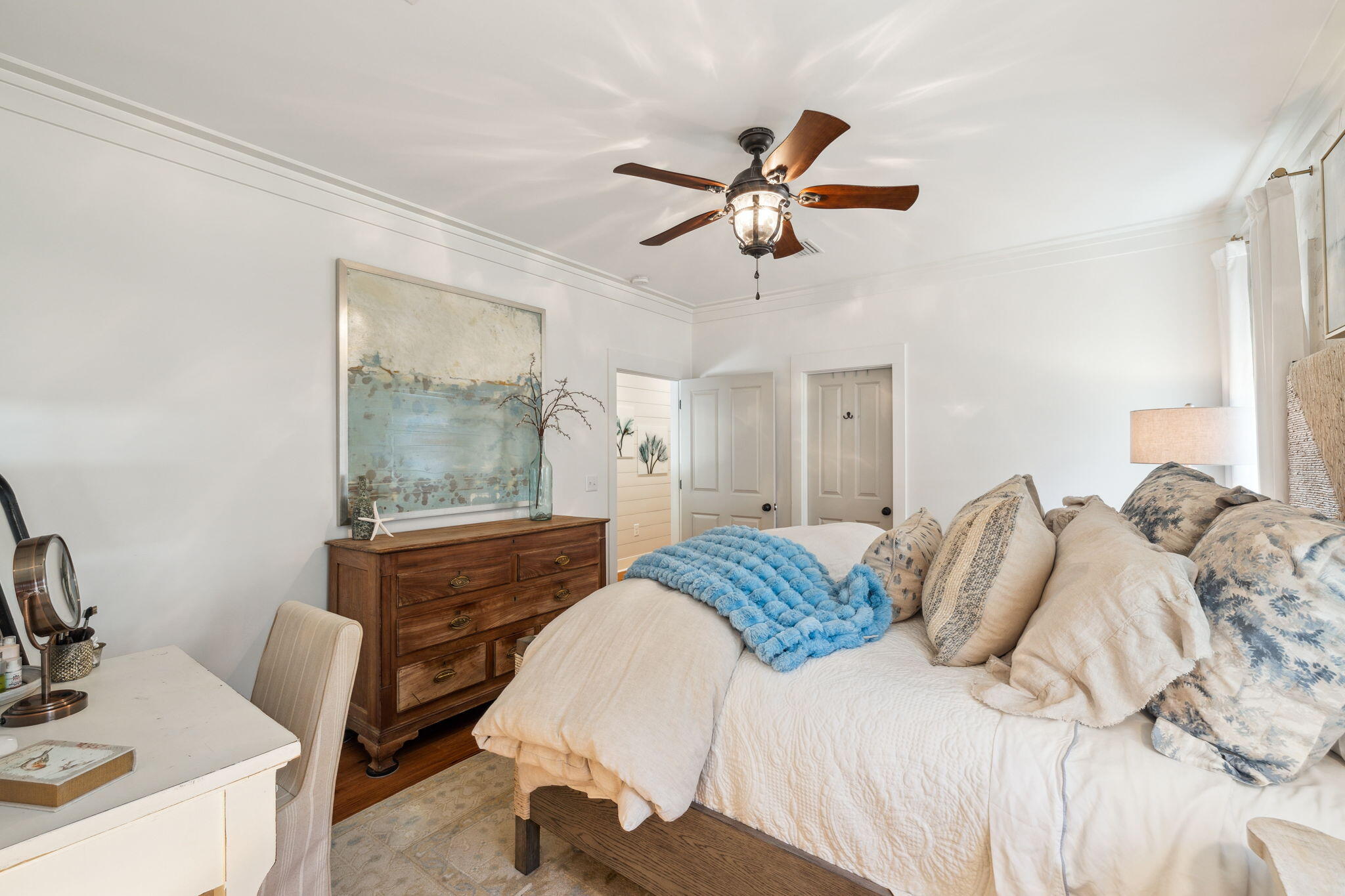 MAGNOLIA BEACH - Residential