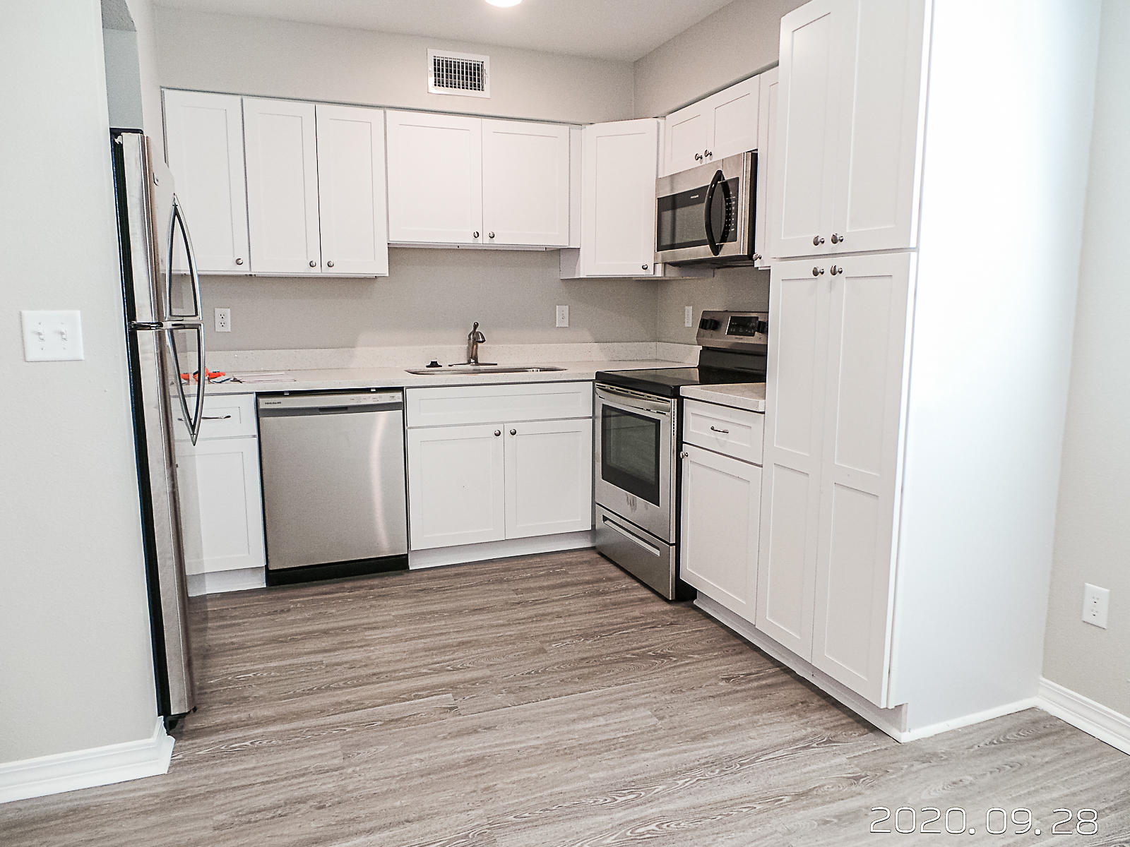 Berthe Avenue Apartments - Residential Lease
