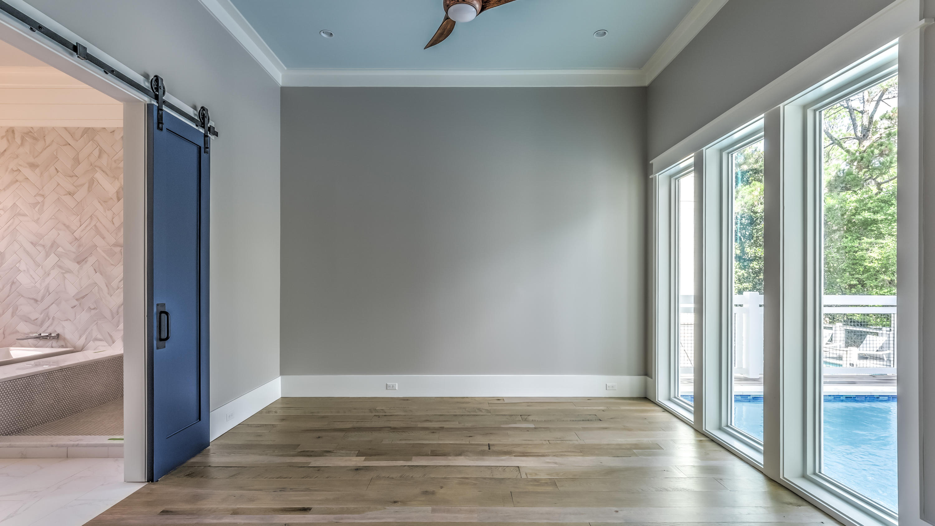 SEAGROVE SHORES 4TH ADD - Residential