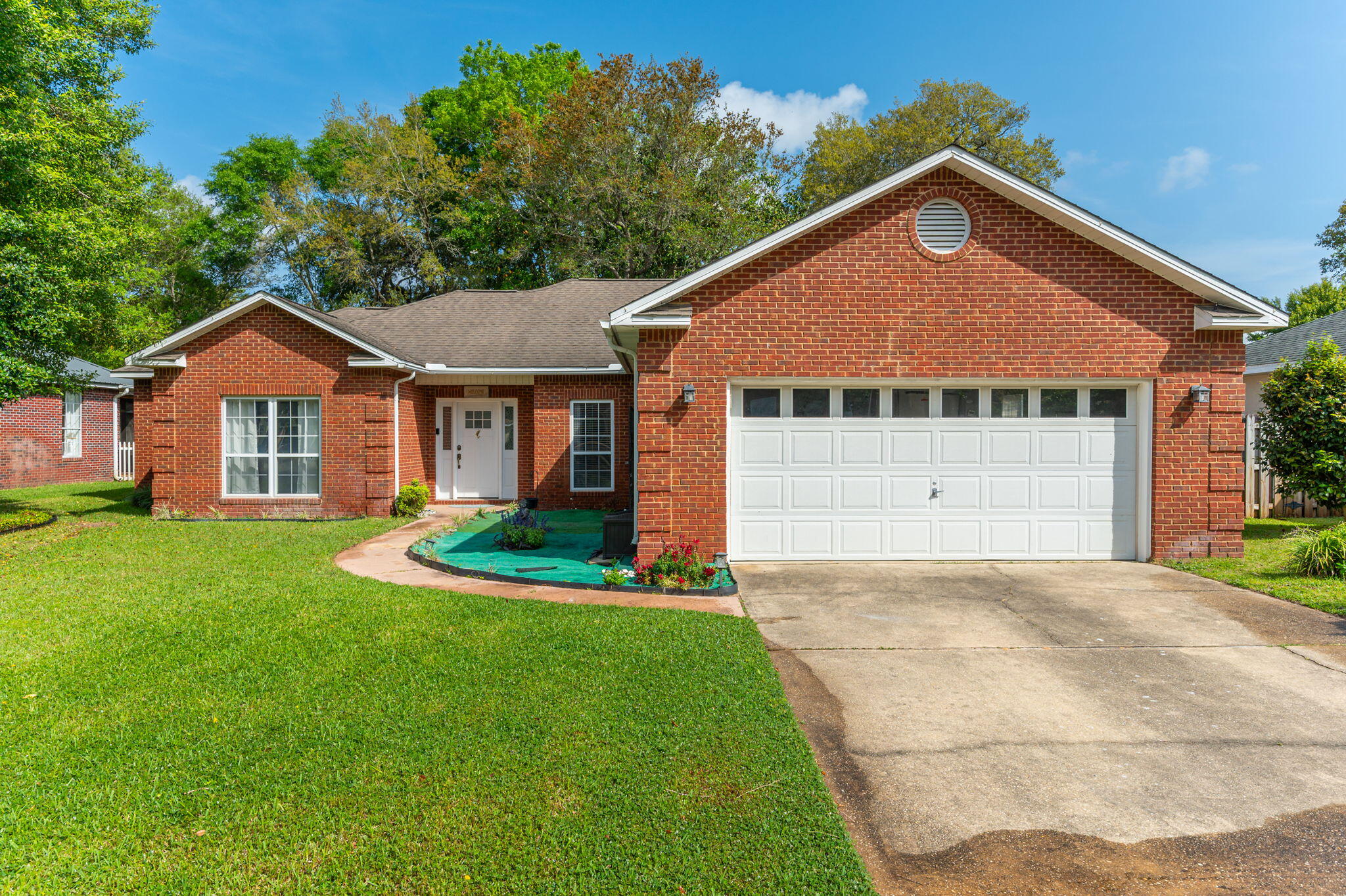 MAGNOLIA FOREST S/D - Residential Lease