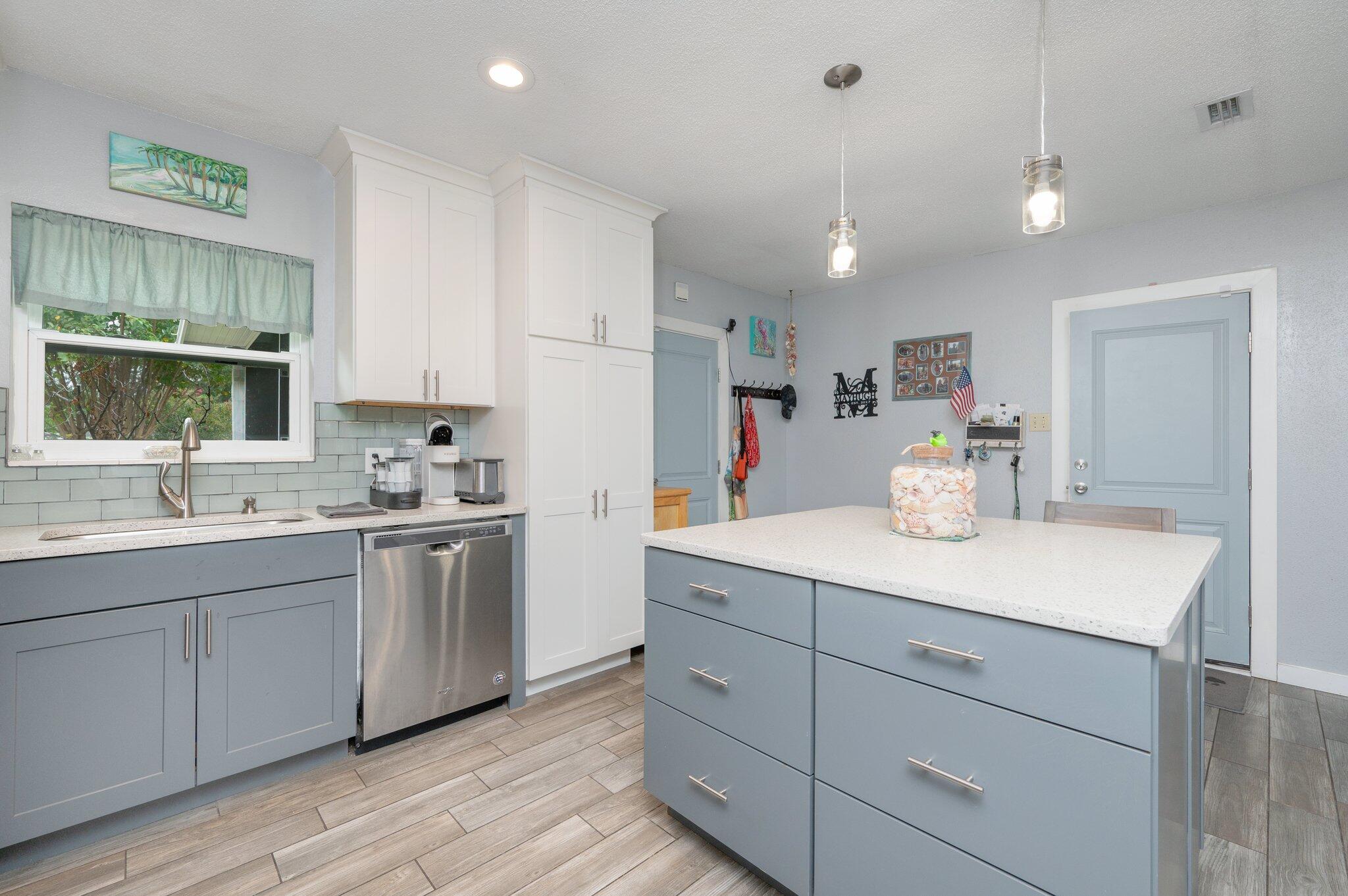 HIGHLAND PARK - Residential