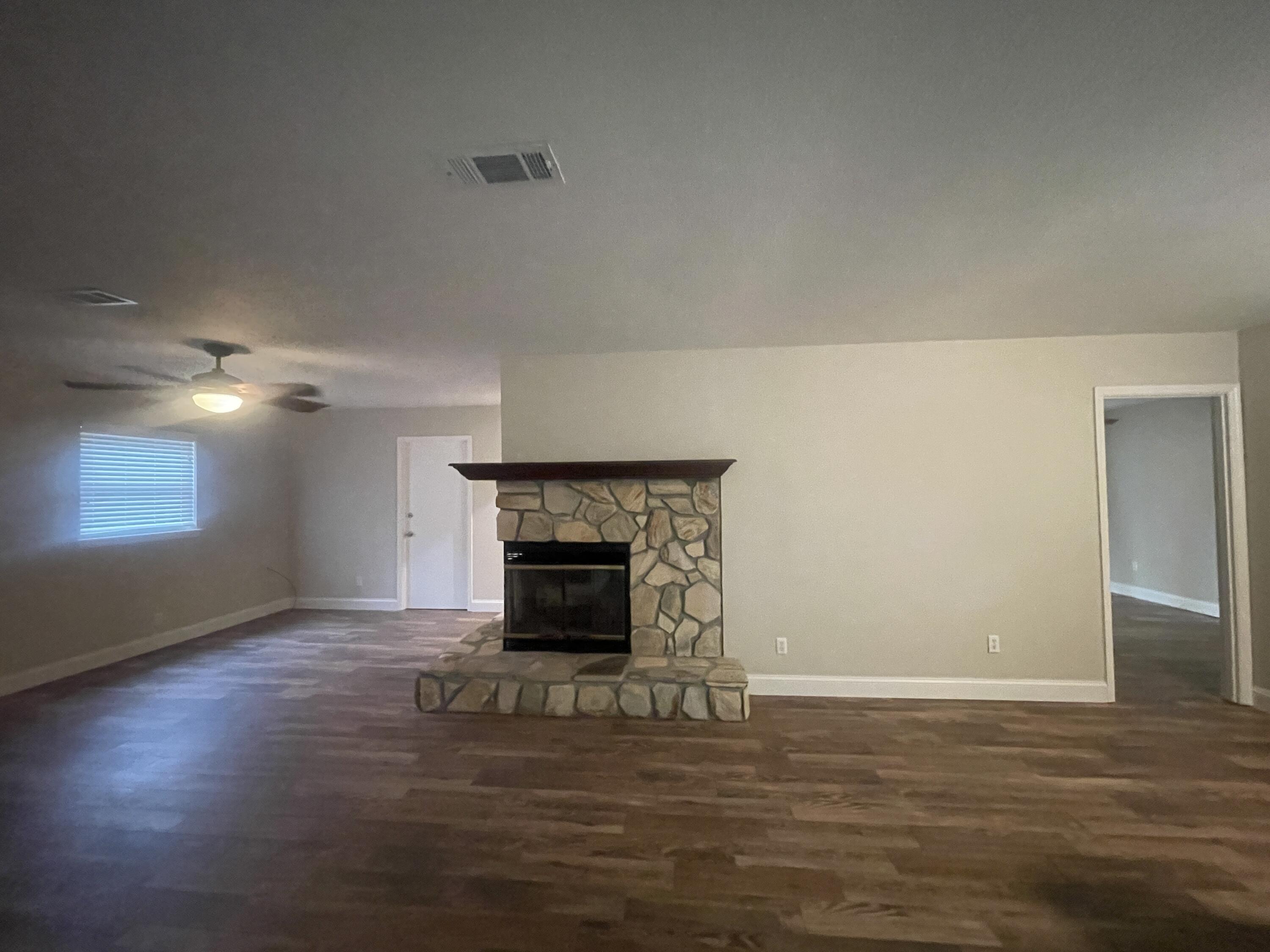 AZALEA - Residential Lease