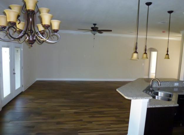 CRESCENT SHORES - Residential