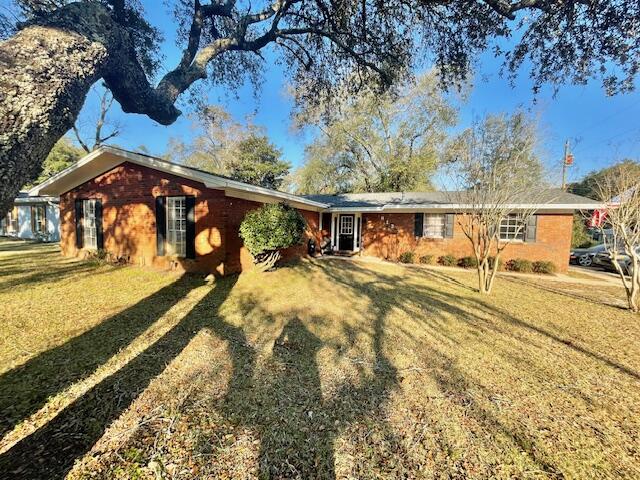 Available March 12! Pets considered with Owner Approval!

This beautiful three bedroom, two bathroom house is located on a large corner lot in a well-established neighborhood near the bay in Niceville. There is a spacious family room and a spacious living room with fireplace! The kitchen has gorgeous natural wood cabinets and black granite countertops with a breakfast bar and stainless steel appliances. The bedrooms are spacious with long windows and the one bathroom features a walk-in shower and the other features a tile surround bathtub! There is travertine tile floors throughout! There is a covered back patio!

**Carpet cleaning & Admin Fee charged (if applicable)**
 **Carpet cleaning & Admin Fee charged (if applicable)**

*$50 of monthly rent goes towards a Resident Benefits Package which includes Renters Insurance, Air Filter delivery, Identity protection, Rewards program, Credit Building, Maintenance coordination*

Tenant to verify all data. Please contact Sound Choice Real Estate to schedule a showing- 850-389-8533.