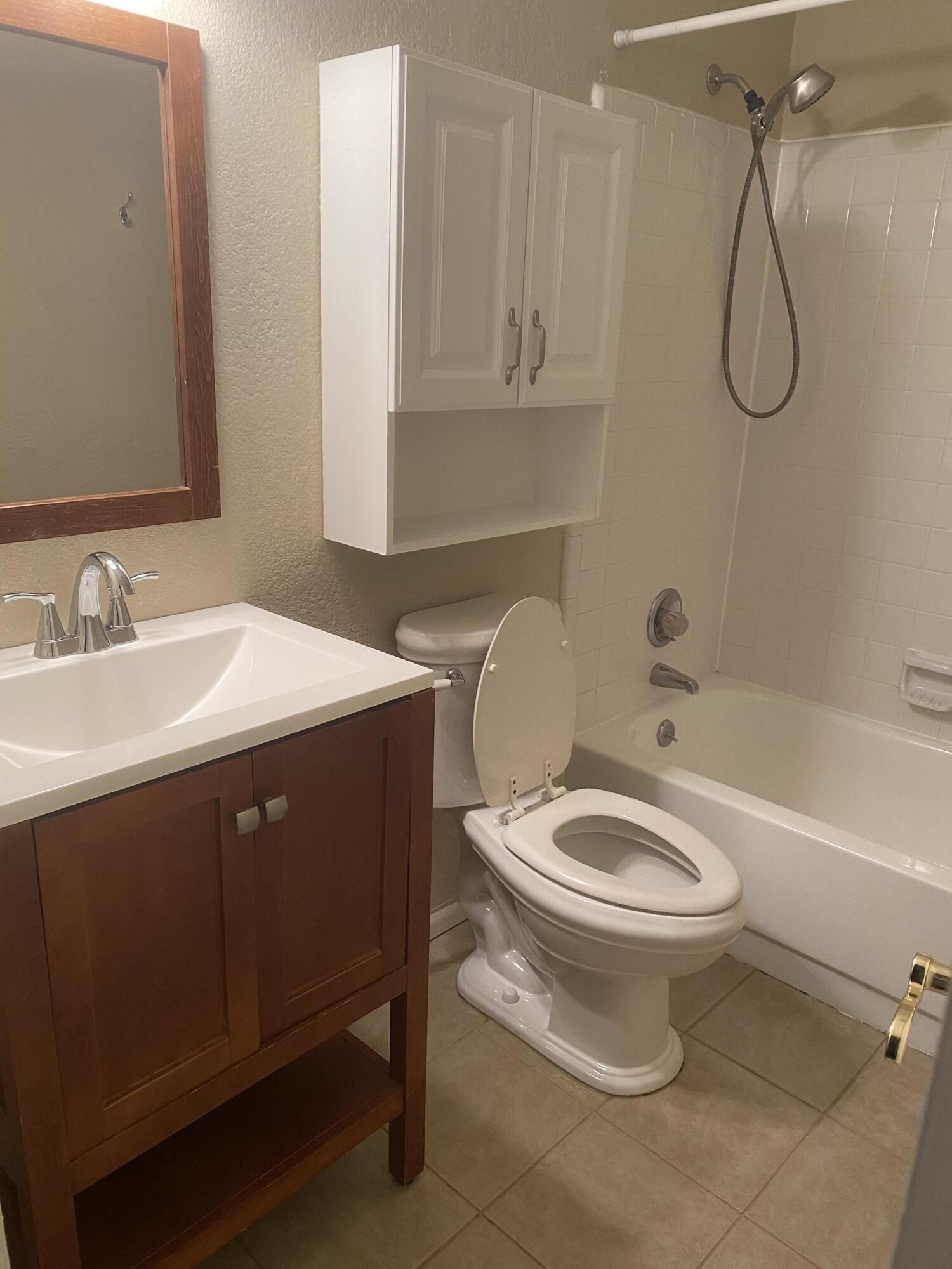 CARIBBEAN VILLAGE 1B - Residential Lease