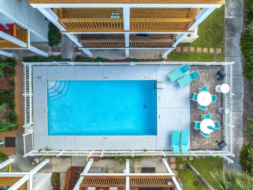 SUNSET COTTAGES CONDO - Residential