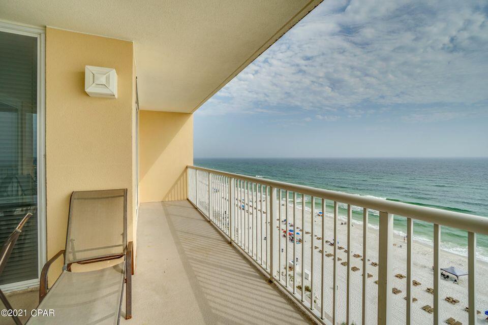 MAJESTIC BEACH TOWERS I - Residential