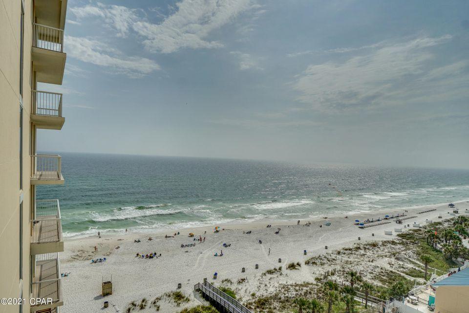 MAJESTIC BEACH TOWERS I - Residential