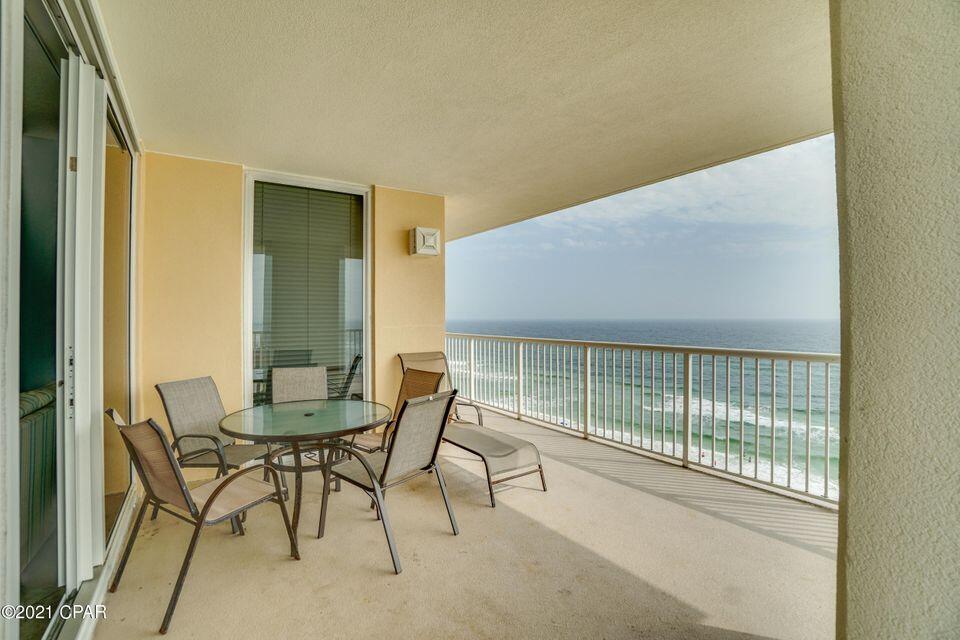 MAJESTIC BEACH TOWERS I - Residential