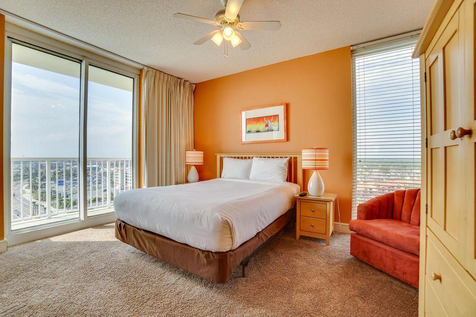 MAJESTIC BEACH TOWERS I - Residential