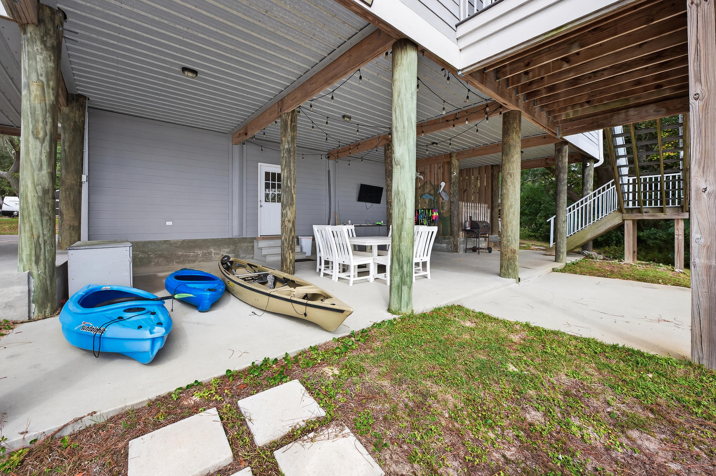 NO RECORDED SUBDIVISION - Residential