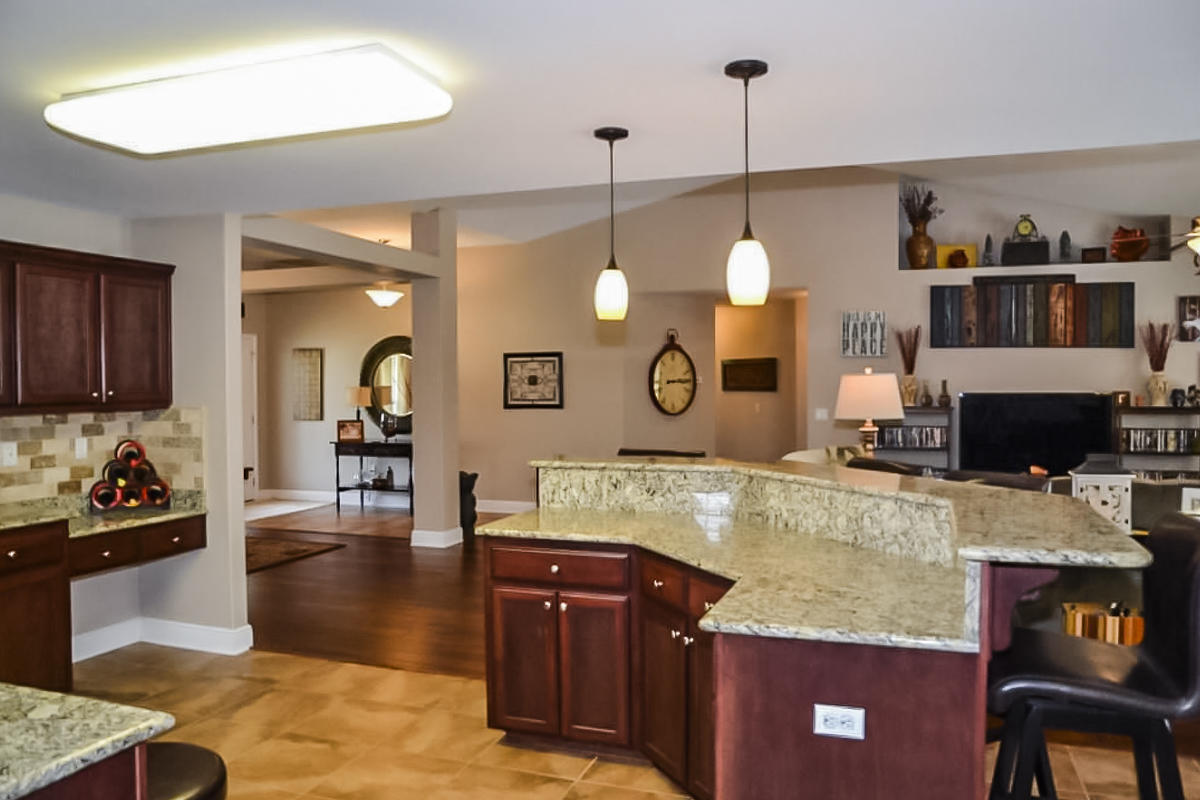SILVER CREEK EST - Residential Lease