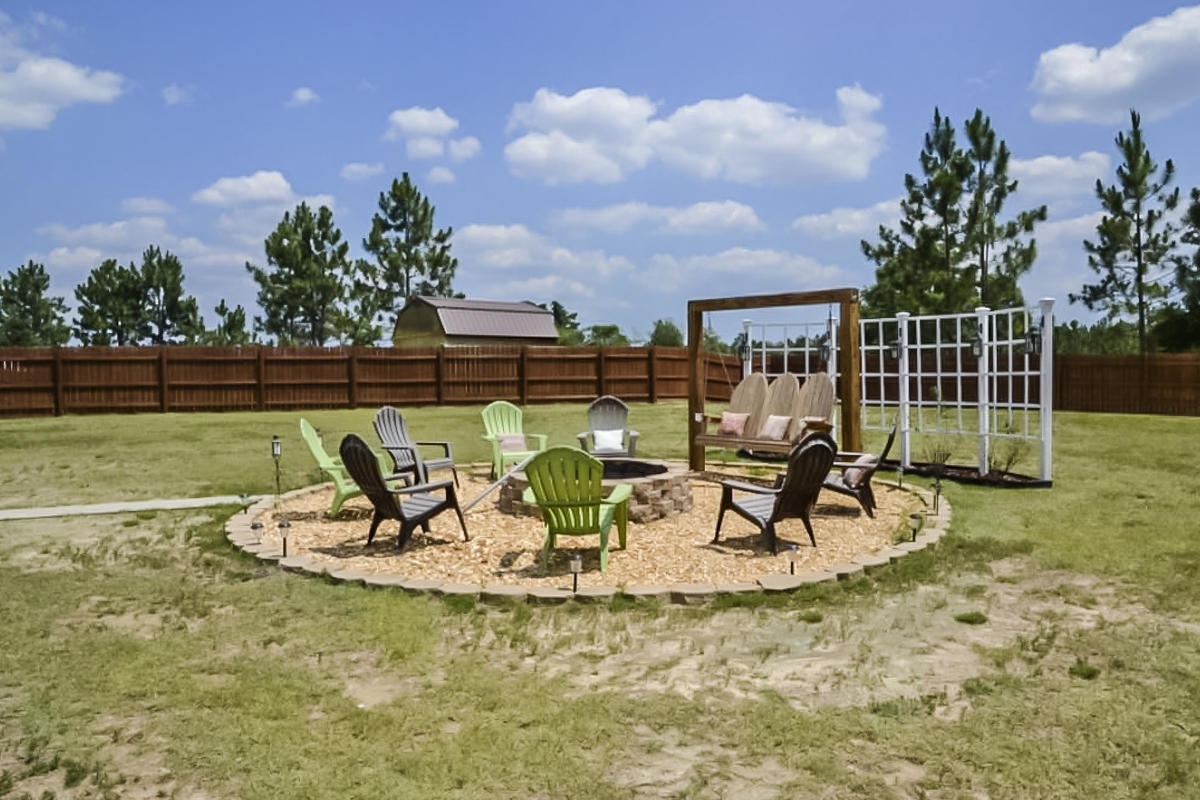 SILVER CREEK EST - Residential Lease