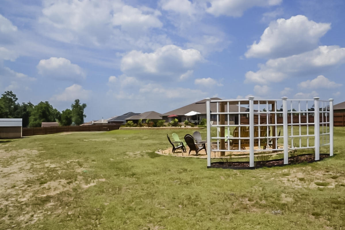 SILVER CREEK EST - Residential Lease