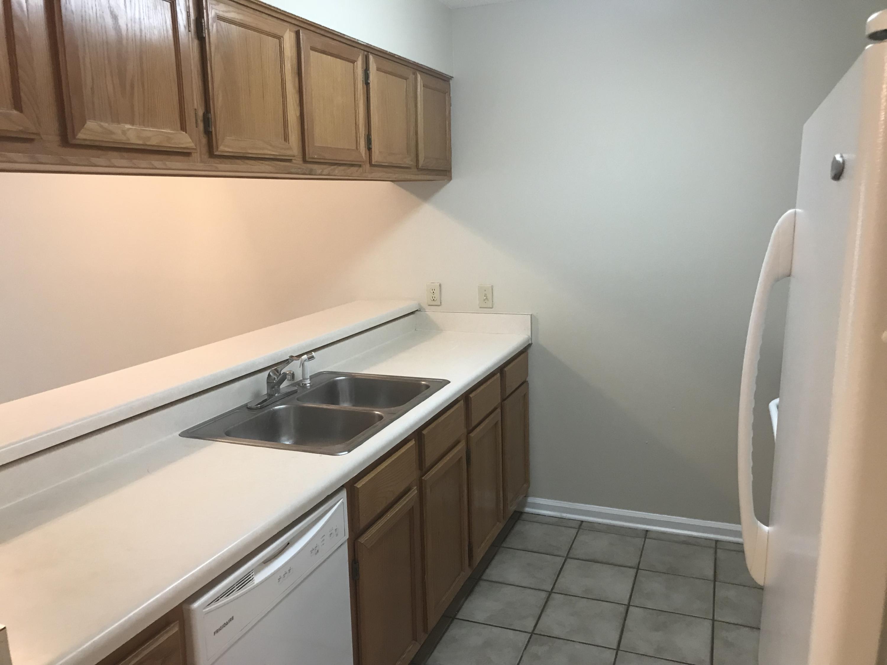 POINTE OF VIEW CONDO - Residential Lease