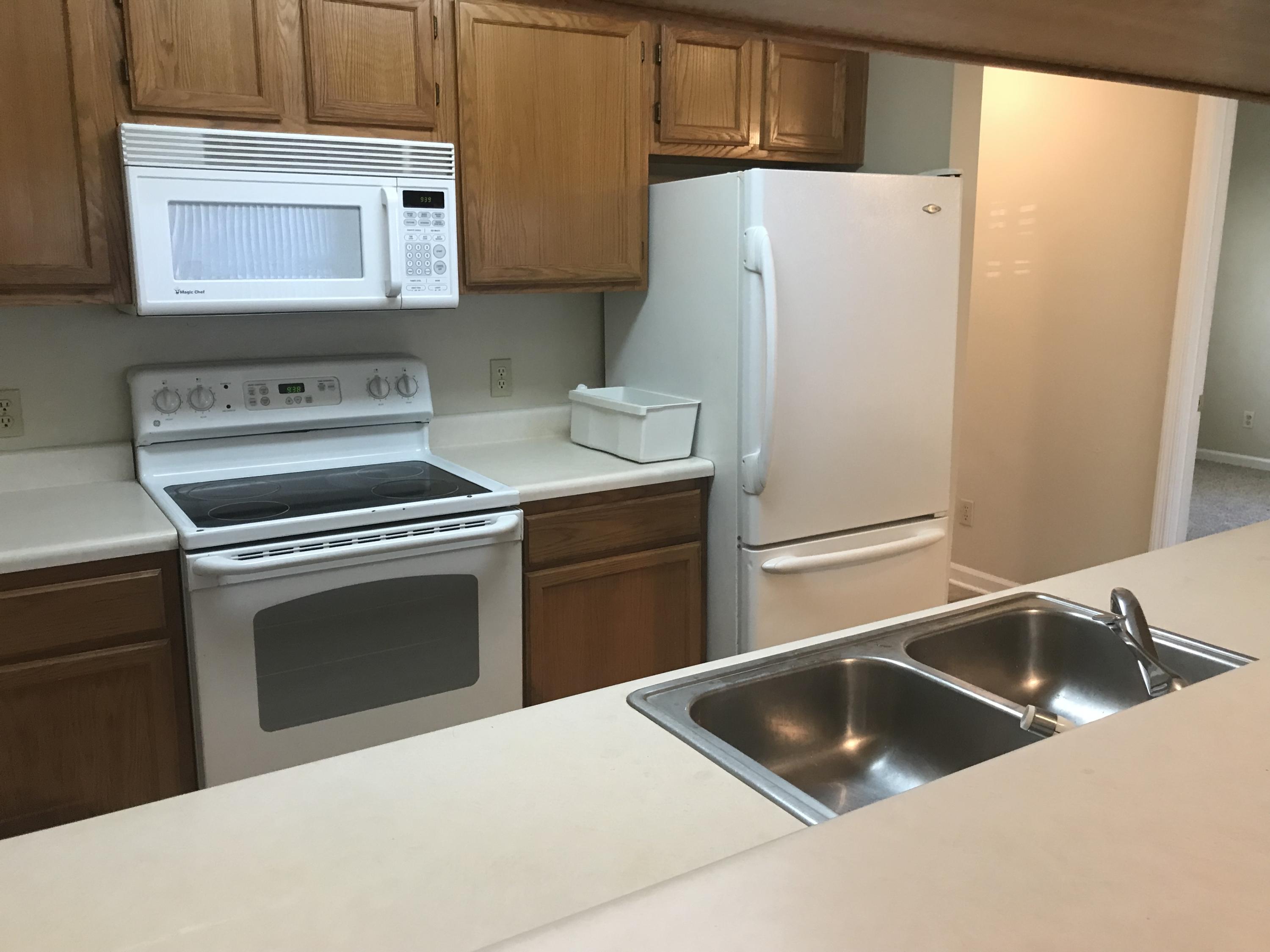 POINTE OF VIEW CONDO - Residential Lease
