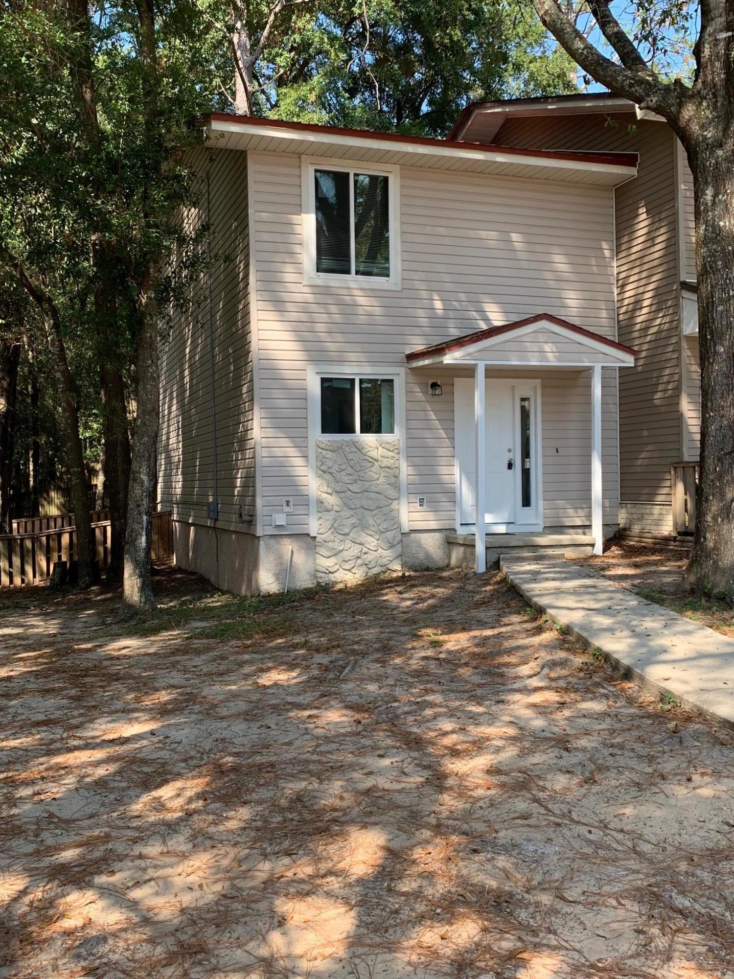 CRESTVIEW HEIGHTS - Residential Lease