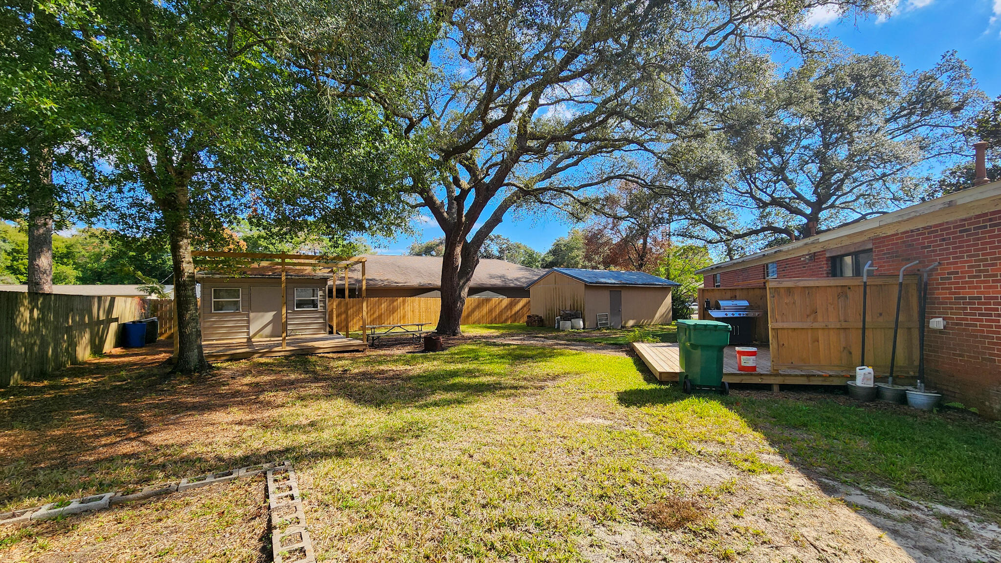 FOREST HEIGHTS - Residential