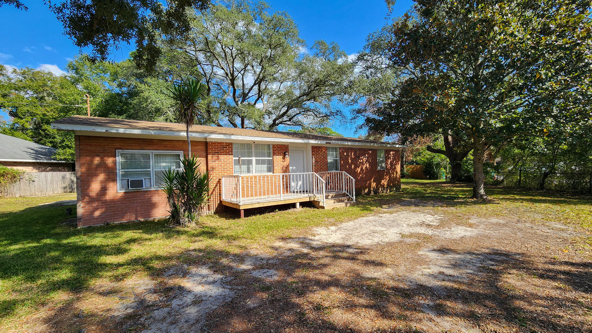 FOREST HEIGHTS - Residential