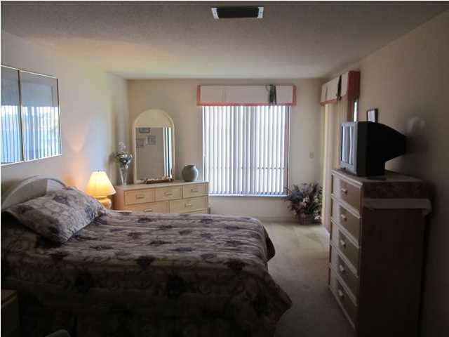 BAYSIDE VILLAS CONDO - Residential Lease