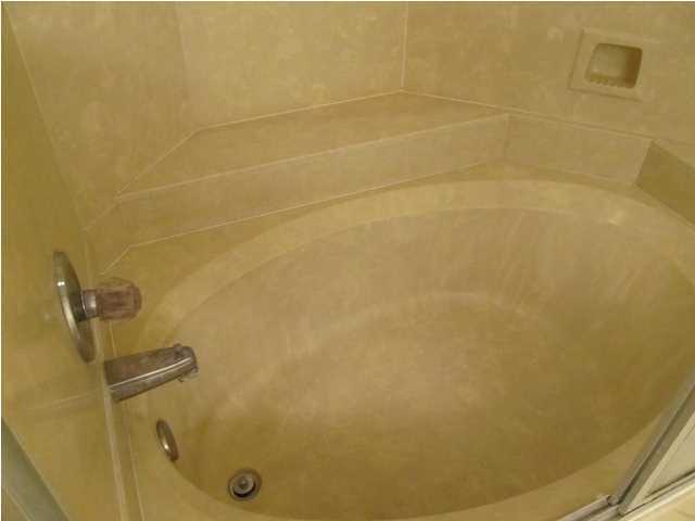 BAYSIDE VILLAS CONDO - Residential Lease