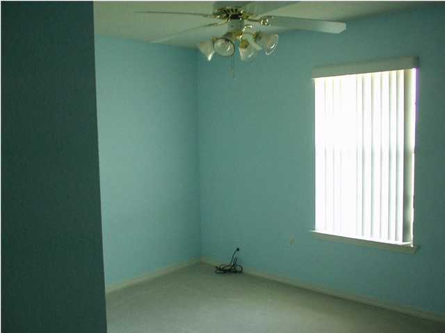 HAMPTON RIDGE ESTATES - Residential Lease