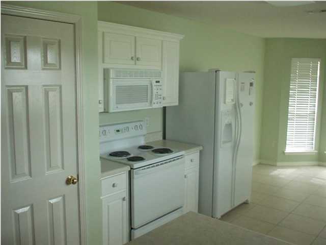 HAMPTON RIDGE ESTATES - Residential Lease