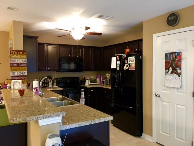 STILLWELL ESTATES - Residential Lease