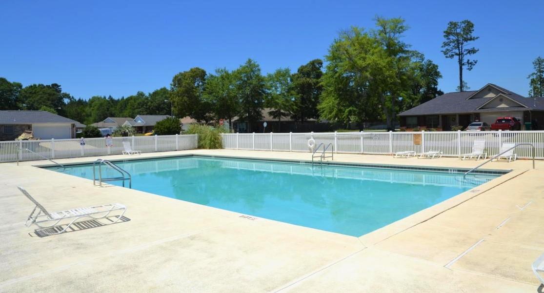 BROOKE ESTATES PH II - Residential Lease