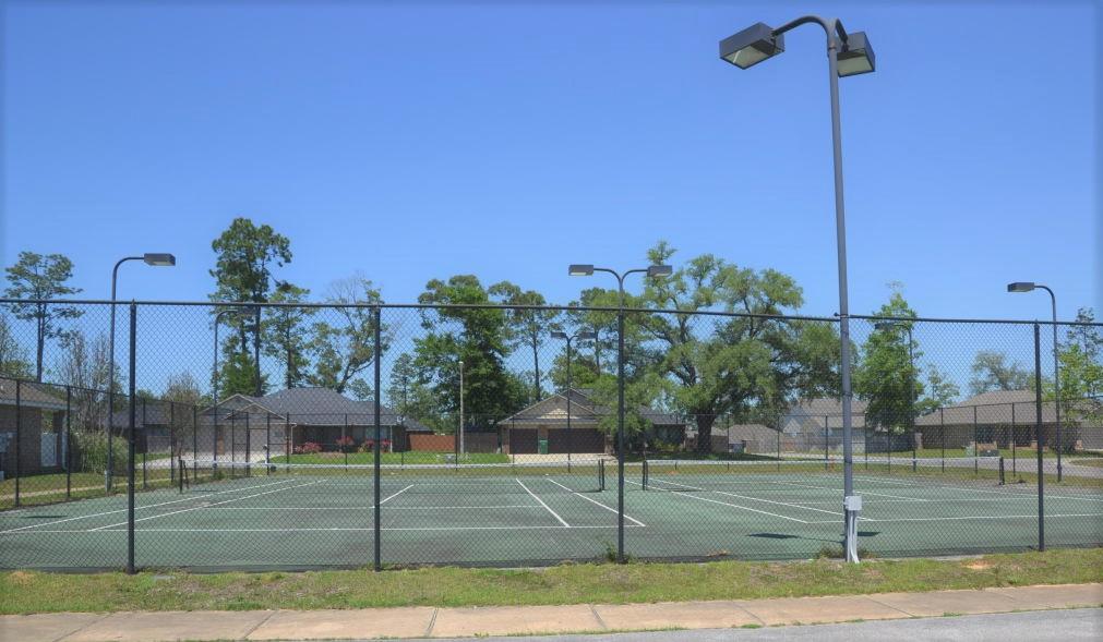 BROOKE ESTATES PH II - Residential Lease