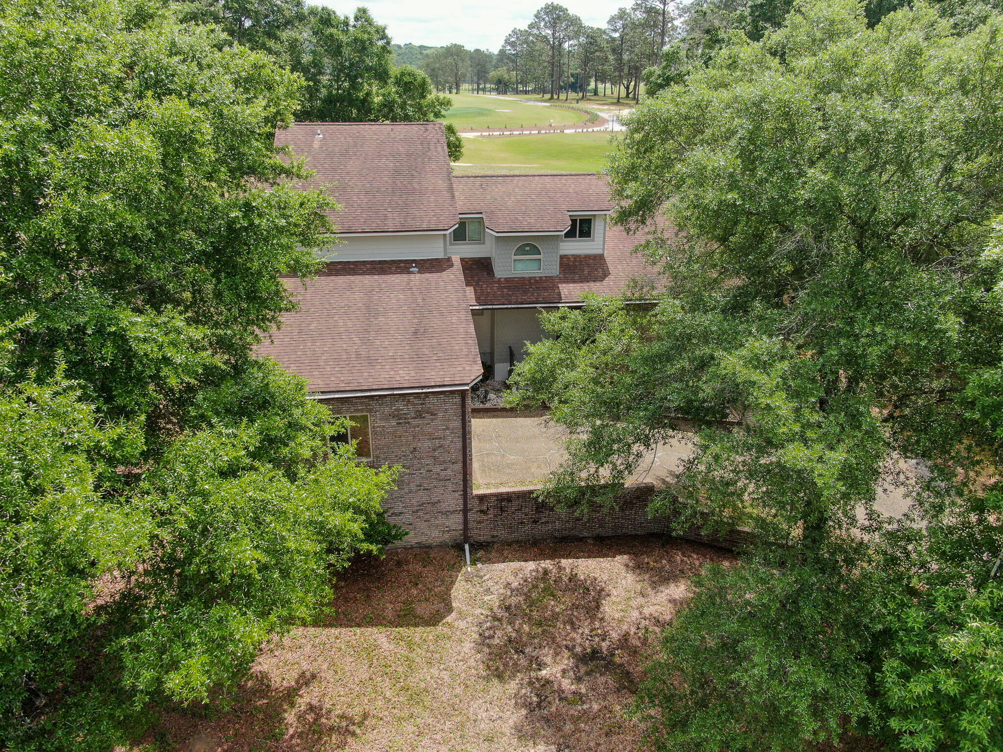 DEFUNIAK COUNTRY CLUB ESTATES - Residential