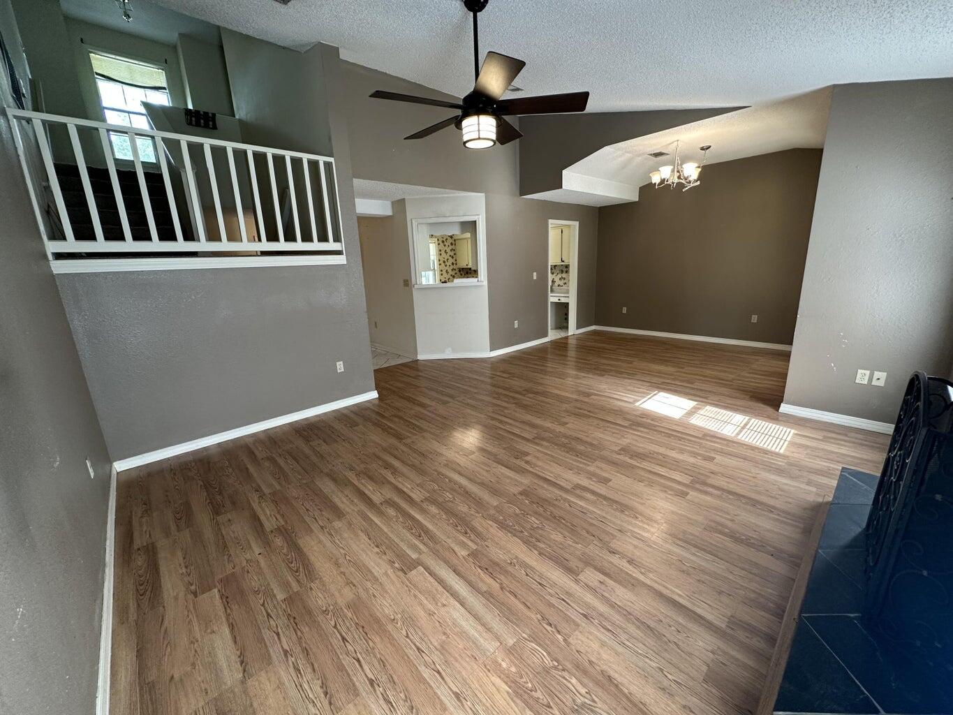 DOGWOOD ESTATES - Residential Lease