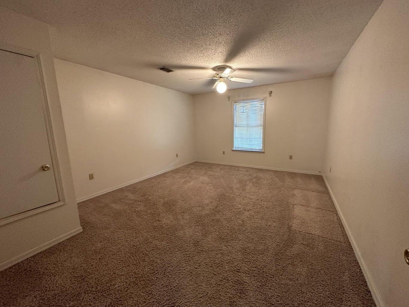 DOGWOOD ESTATES - Residential Lease