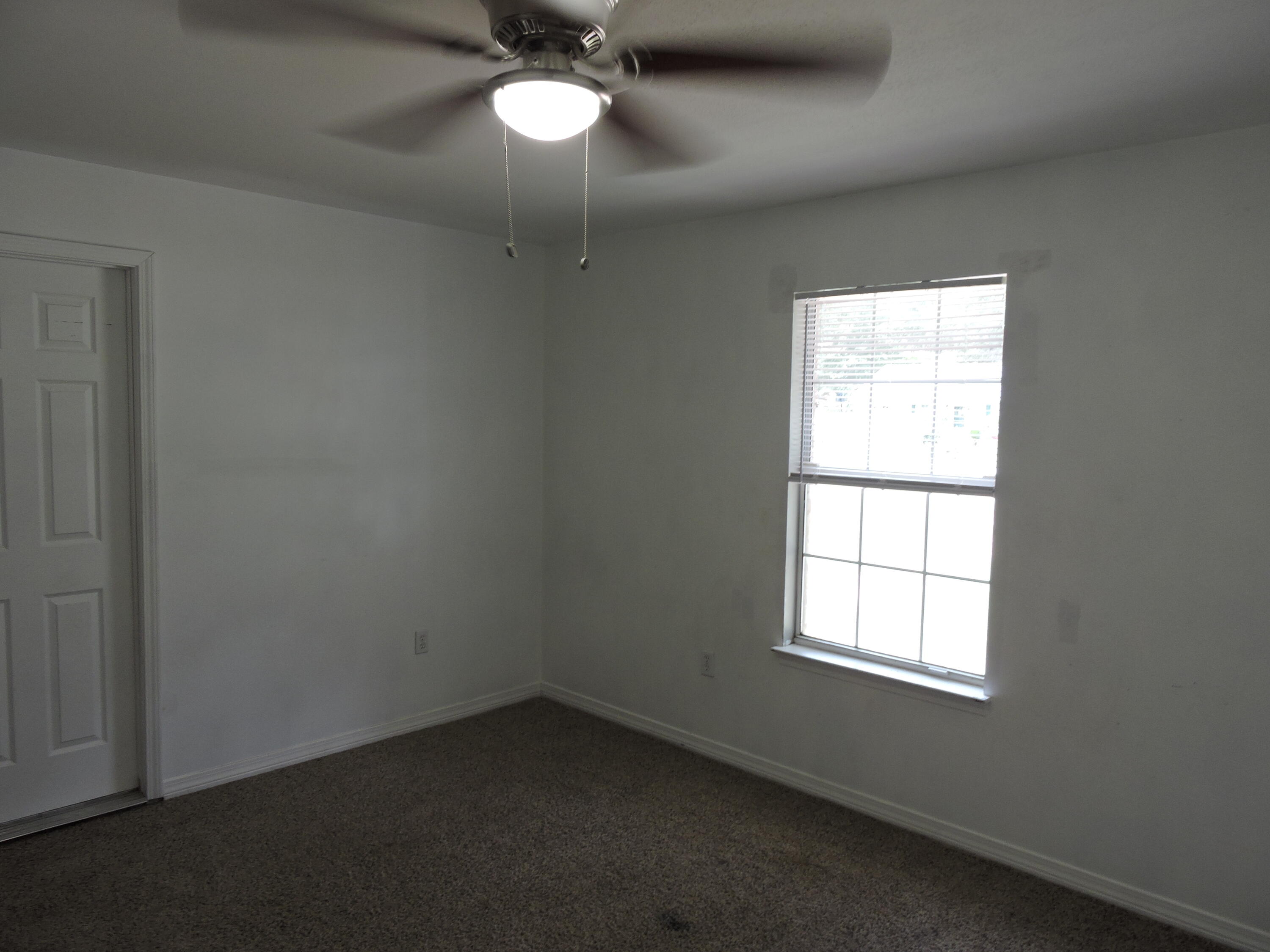HIDDEN GLEN - Residential Lease