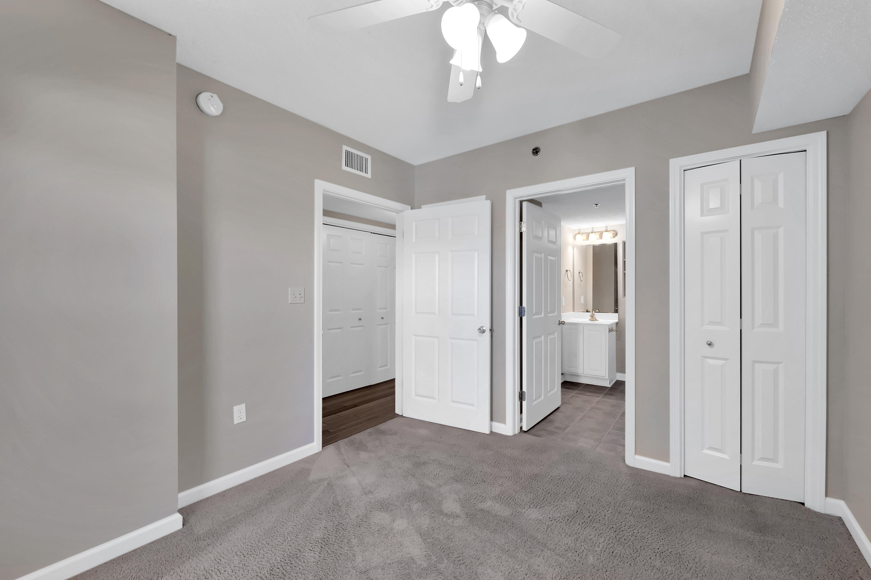 INTERCOASTAL POINTE - Residential