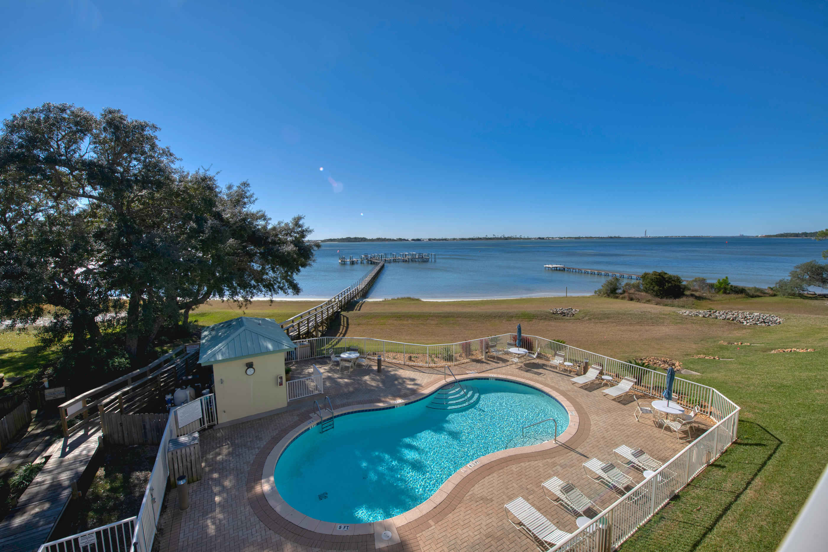INTERCOASTAL POINTE - Residential