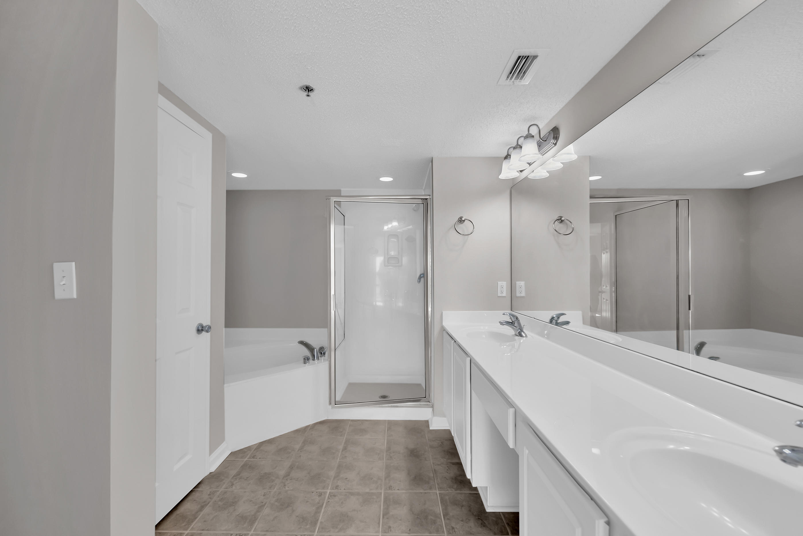 INTERCOASTAL POINTE - Residential